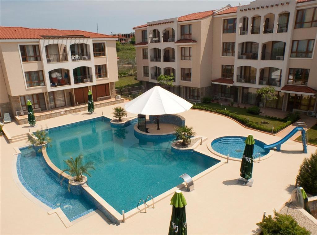 Paradise Bay Hotel Pomorie Exteriér fotografie