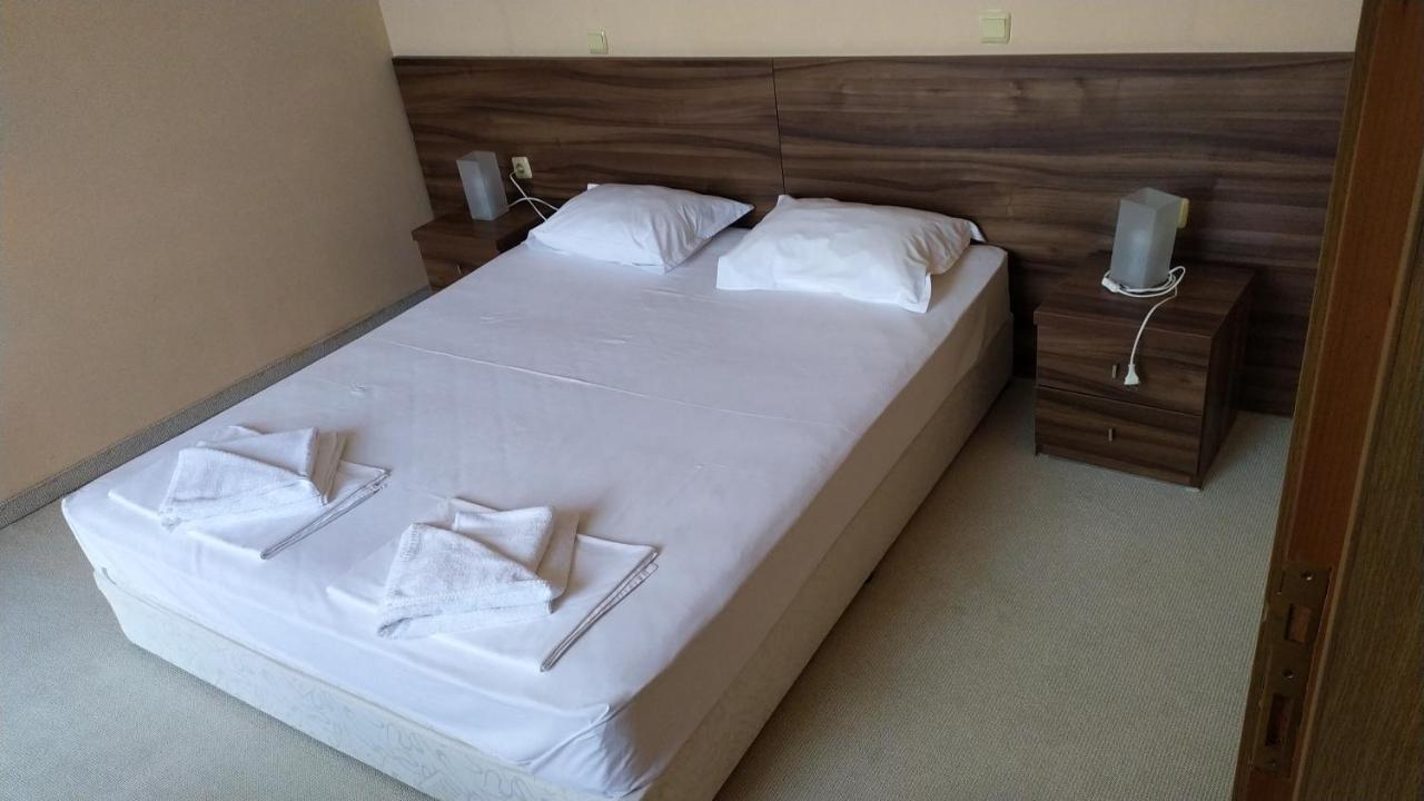 Paradise Bay Hotel Pomorie Exteriér fotografie